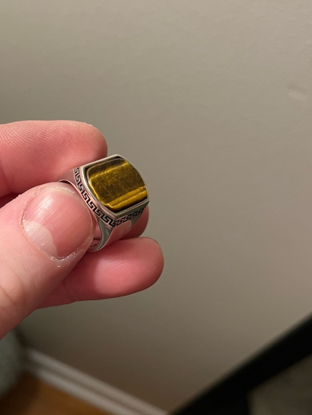 Sterling Silver & Tigers Eye Ring - Picture 2 of 7